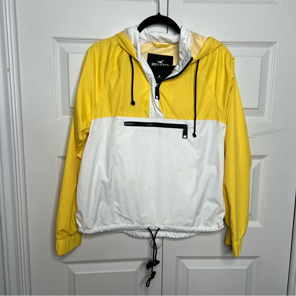 Hollister Yellow White Hooded Pullover Windbreaker Size M Lightweight Anorak